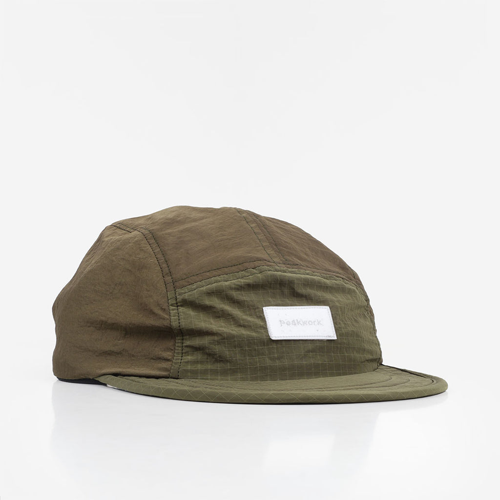 Peakwork Klammer Running Cap, Army, Detail Shot 1