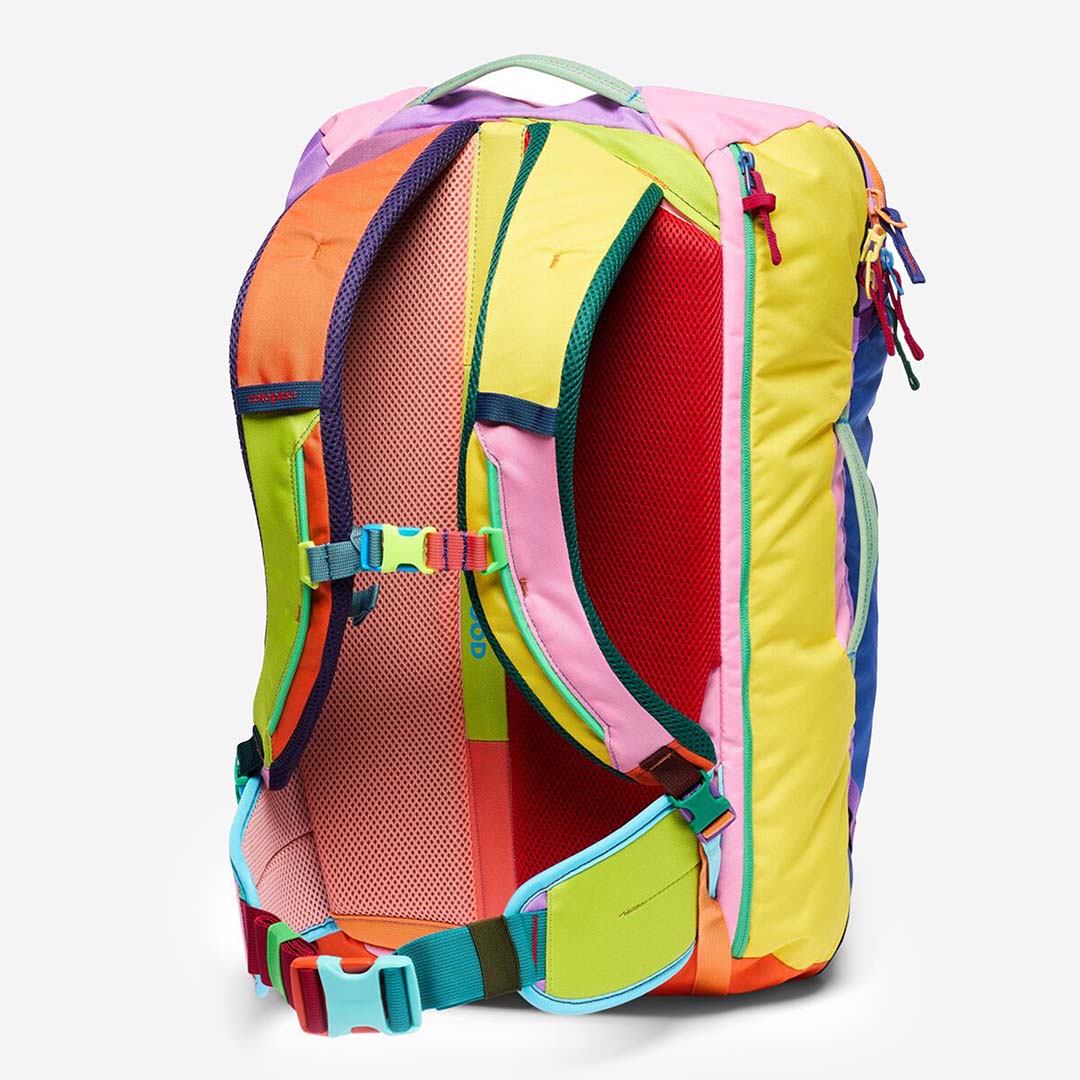 main Cotopaxi Allpa 35L Travel Pack, Del Día, Detail Shot 3