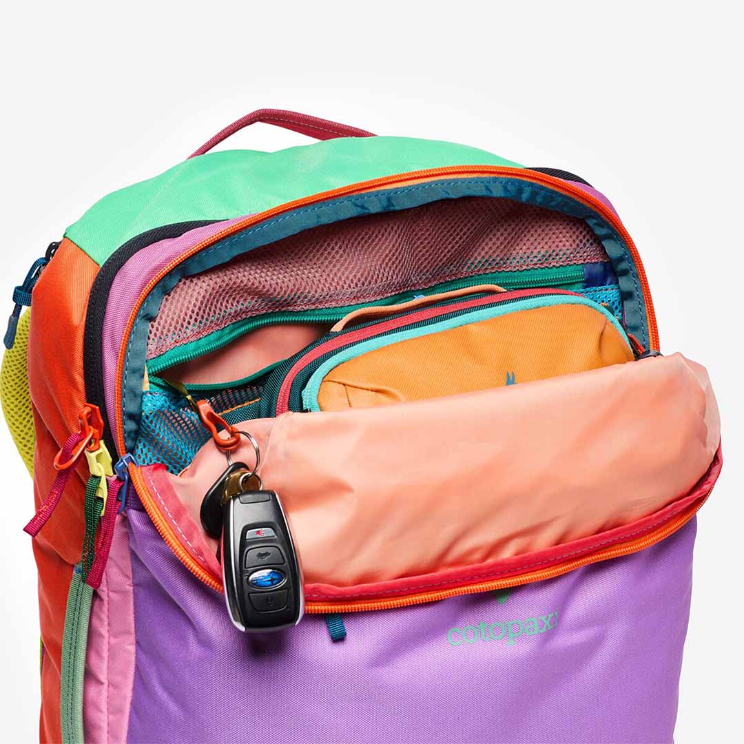 main Cotopaxi Allpa 35L Travel Pack, Del Día, Detail Shot 5