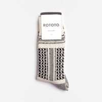 Rototo Desert Scarf Pattern Socks