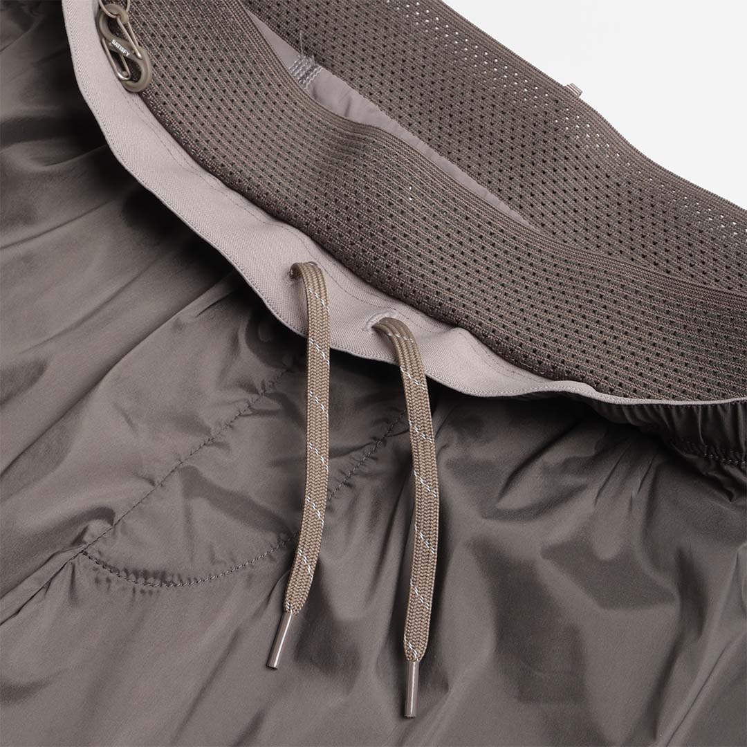 main Satisfy TechSilk 5" Shorts, Raven, Detail Shot 3