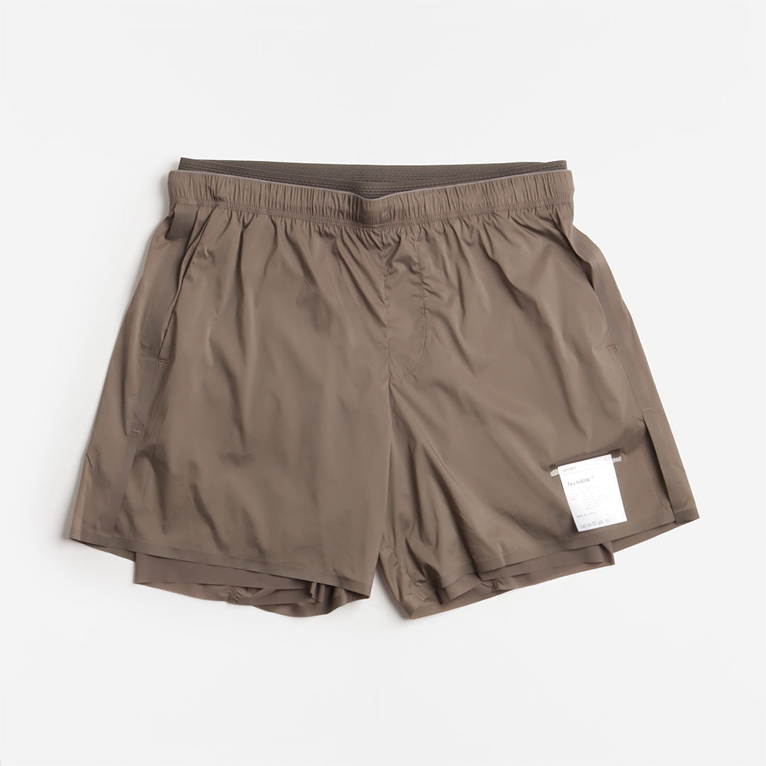 main Satisfy TechSilk 5" Shorts, Falcon, Detail Shot 1