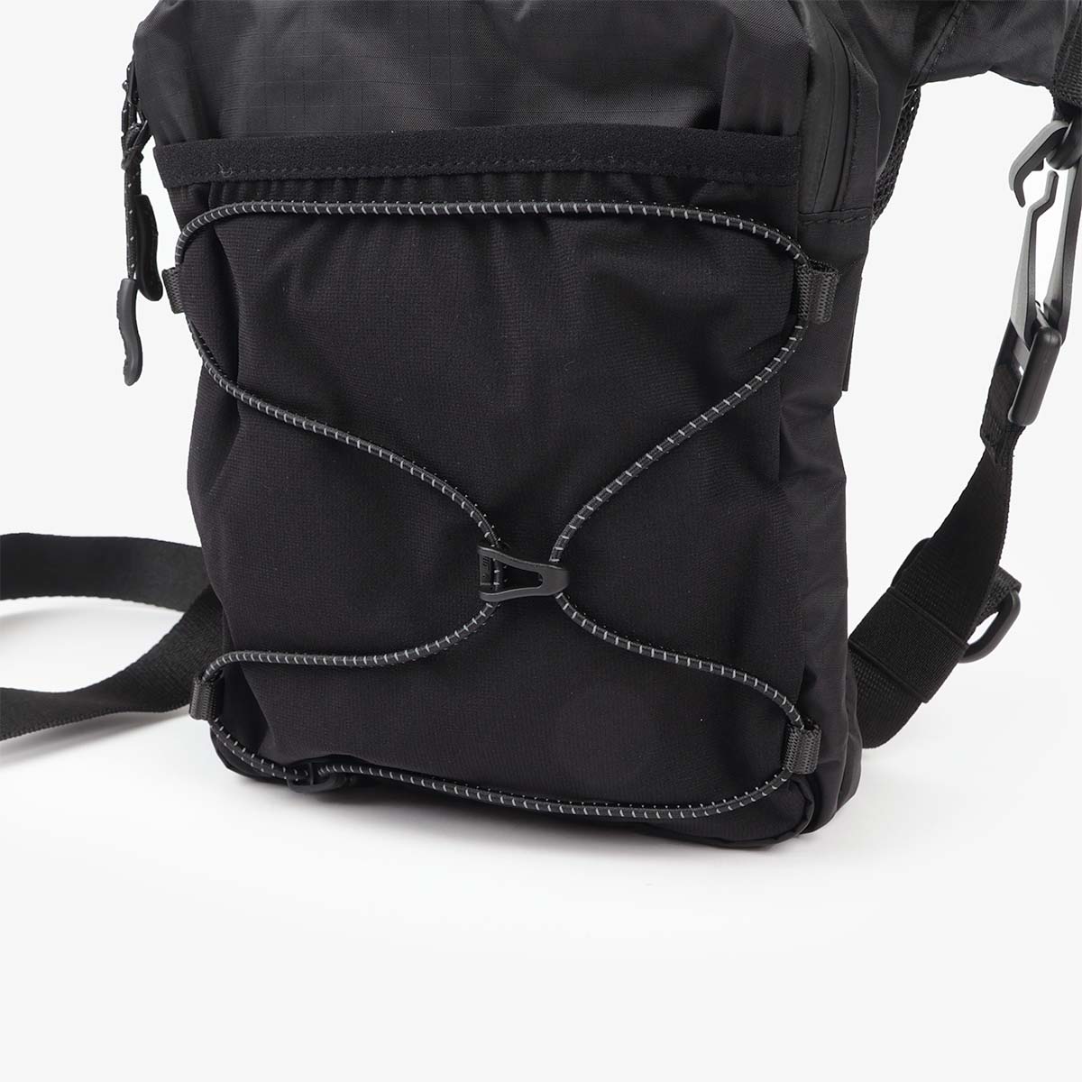 Snow Peak ALK Shoulder Bag, Black, Detail Shot 5