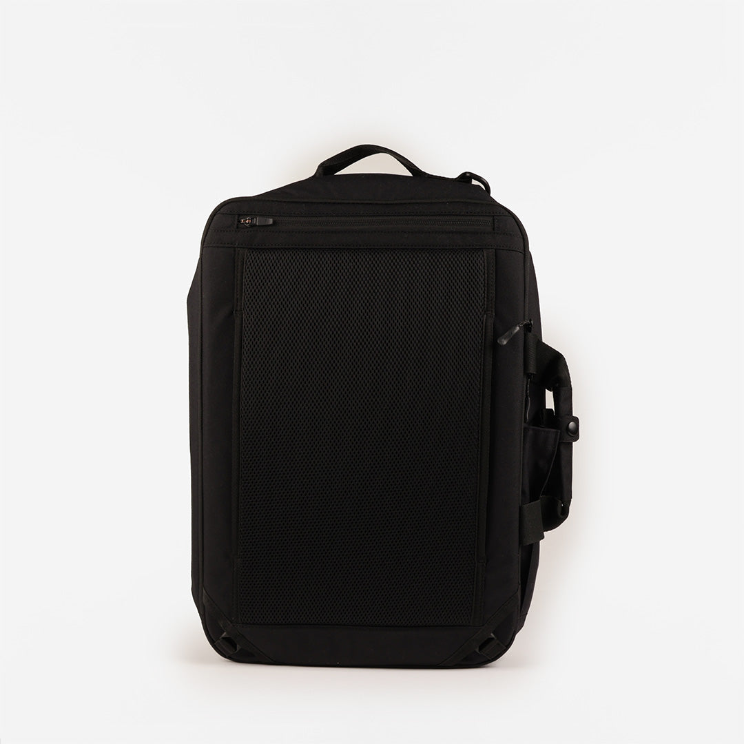 Snow Peak Everyday Use 3 Way Business Bag, Black, Detail Shot 3