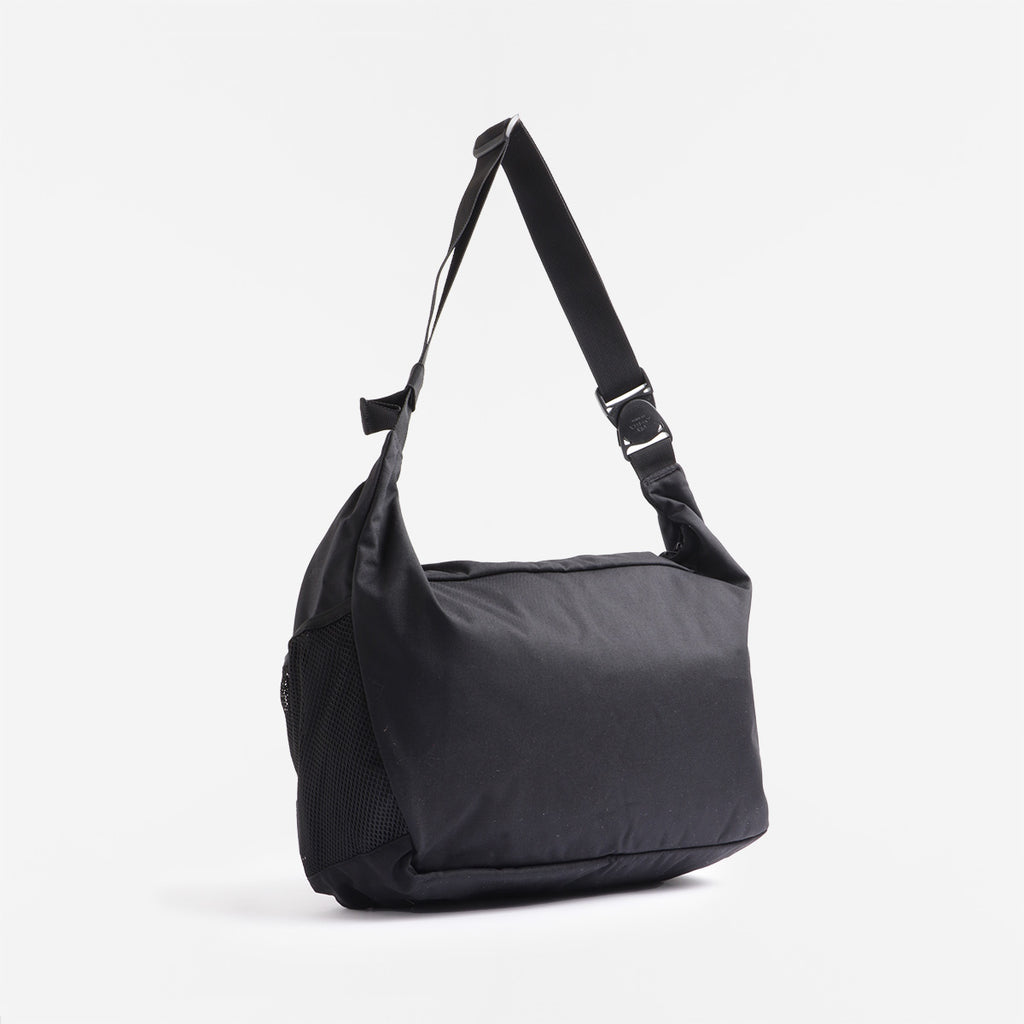 Snow Peak Everyday Use Middle Shoulder Bag, Black, Detail Shot 3