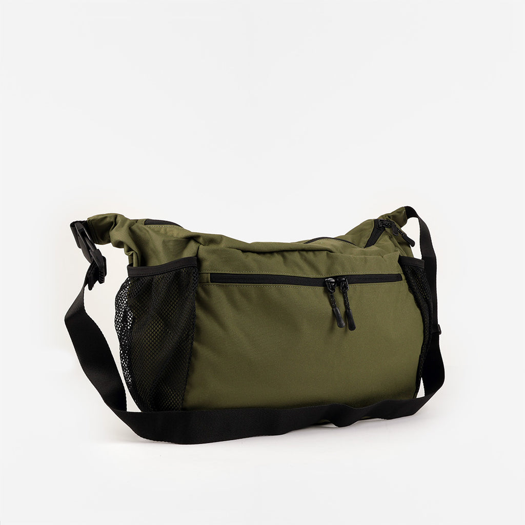 Snow Peak Everyday Use Middle Shoulder Bag, Olive, Detail Shot 3