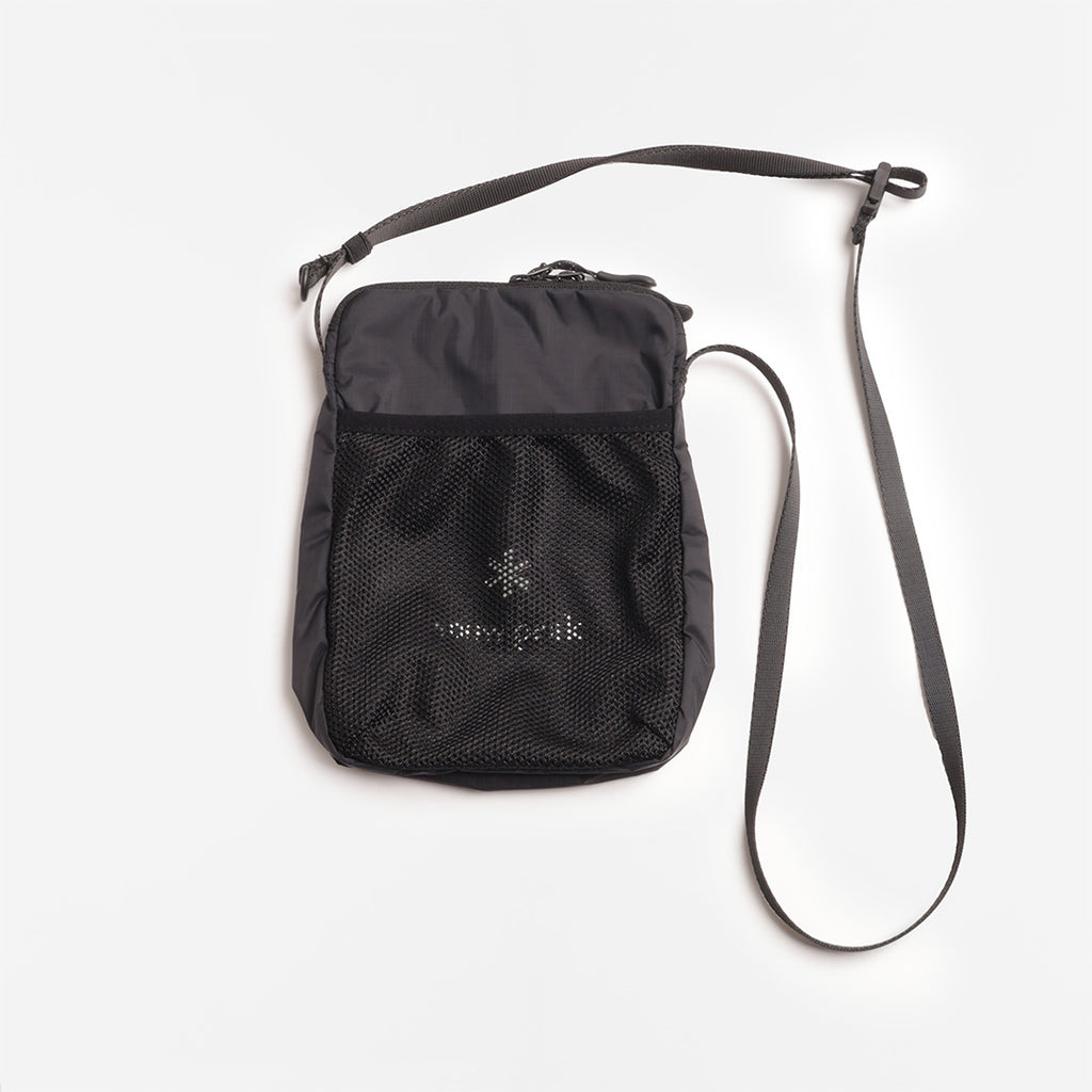 Snow Peak New Standard Sacoche Bag, Black, Detail Shot 1