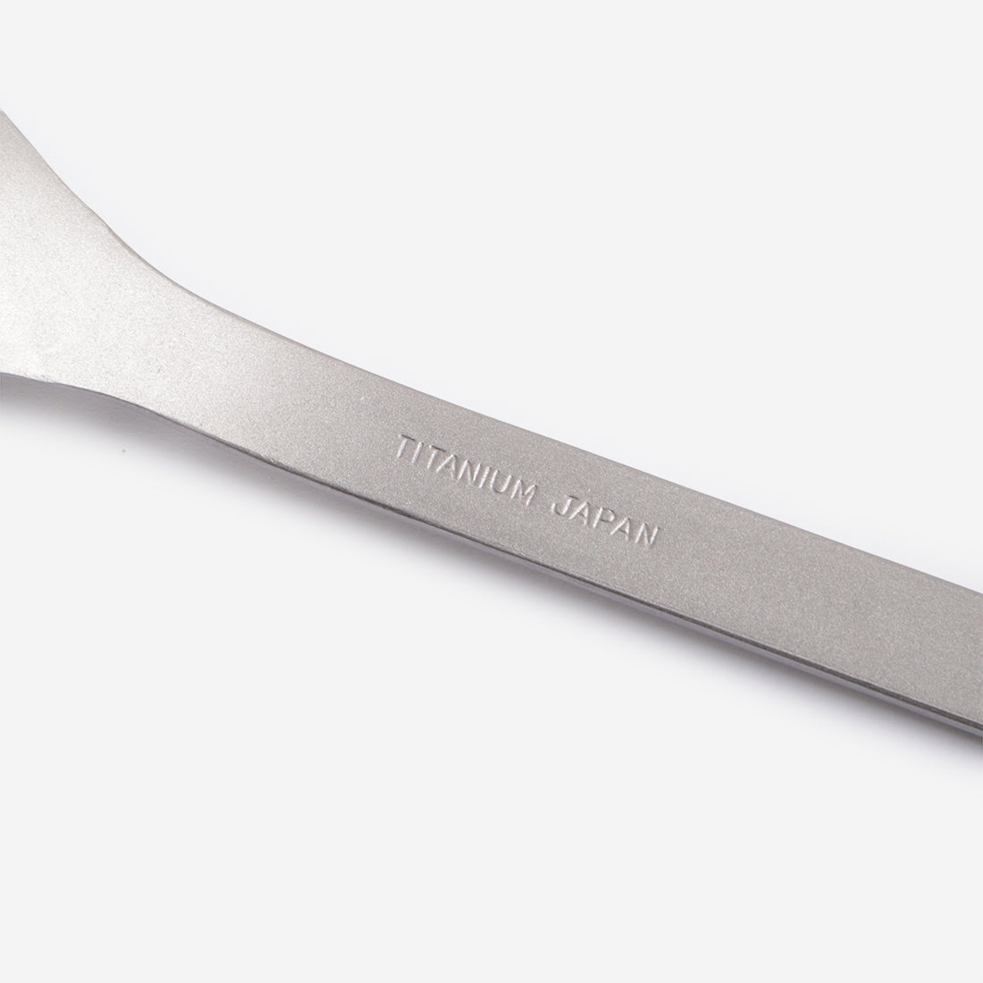 Snow Peak Titanium Spork, Stainless Silver, Detail Shot 3