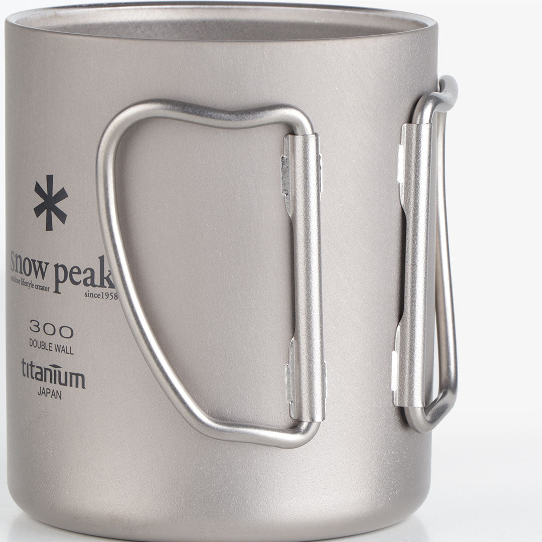 Snow Peak Titanium Double Wall 300 Mug, Titanium, Detail Shot 4
