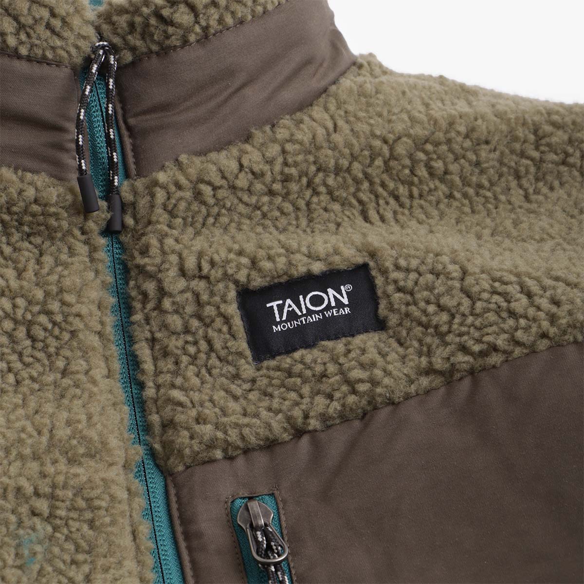 Taion Down x Boa Reversible Fleece Jacket, Dark Blue Green Dark Olive, Detail Shot 4