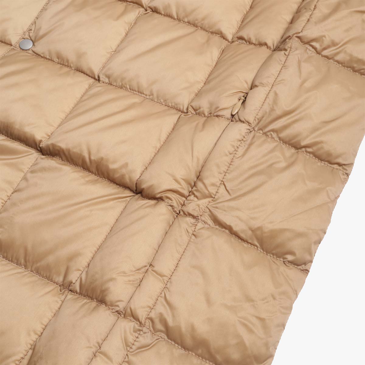 main Taion Crew Neck Button Down Vest, Grayge, Detail Shot 4