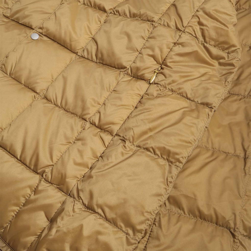 Taion Crew Neck Down Jacket, Beige, Detail Shot 3