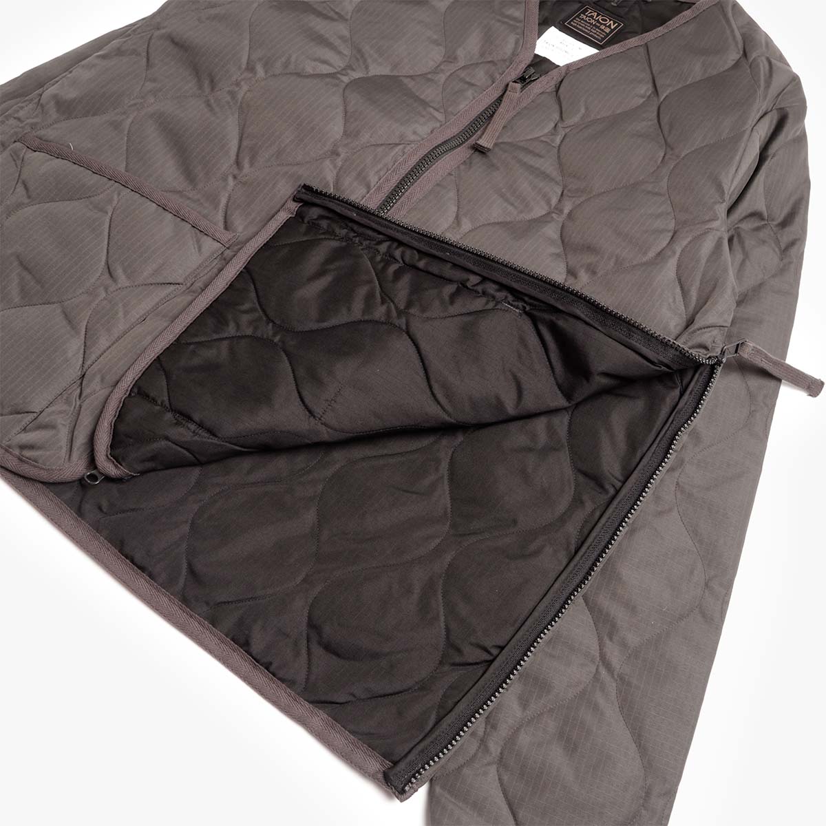 Taion Military Zip V Neck Down Jacket - Charcoal – Urban Industry