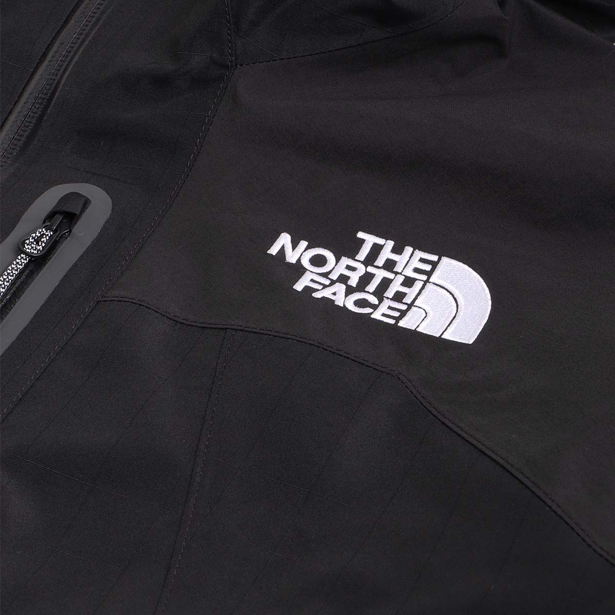 The North Face Transverse 2L Dryvent Jacket, TNF Black, Detail Shot 2