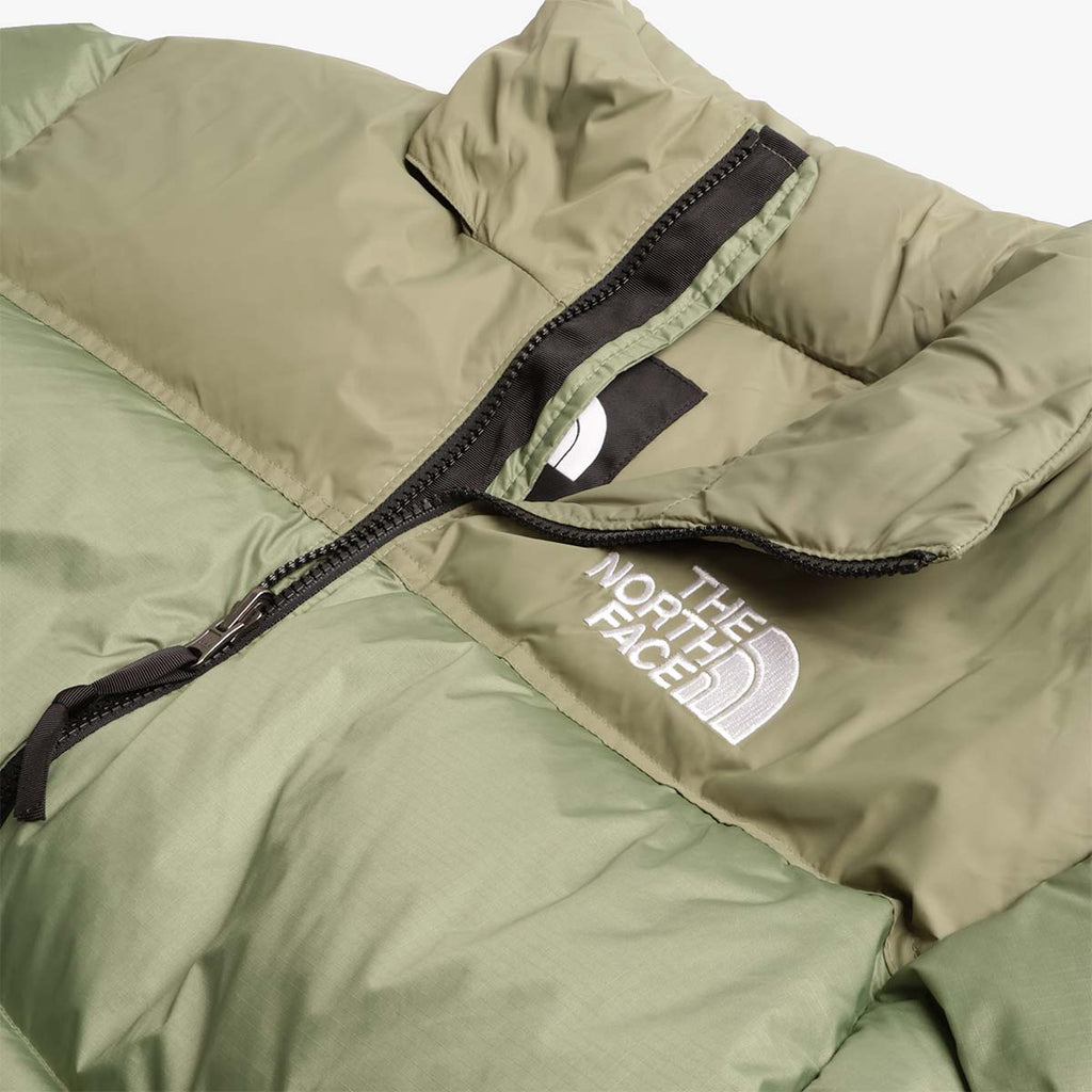 The North Face 1996 Retro Nuptse Jacket, Bark Mist, Detail Shot 3