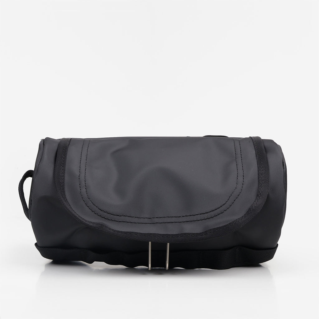 The North Face Base Camp Travel Washbag, TNF Black TNF White NPF, Detail Shot 1