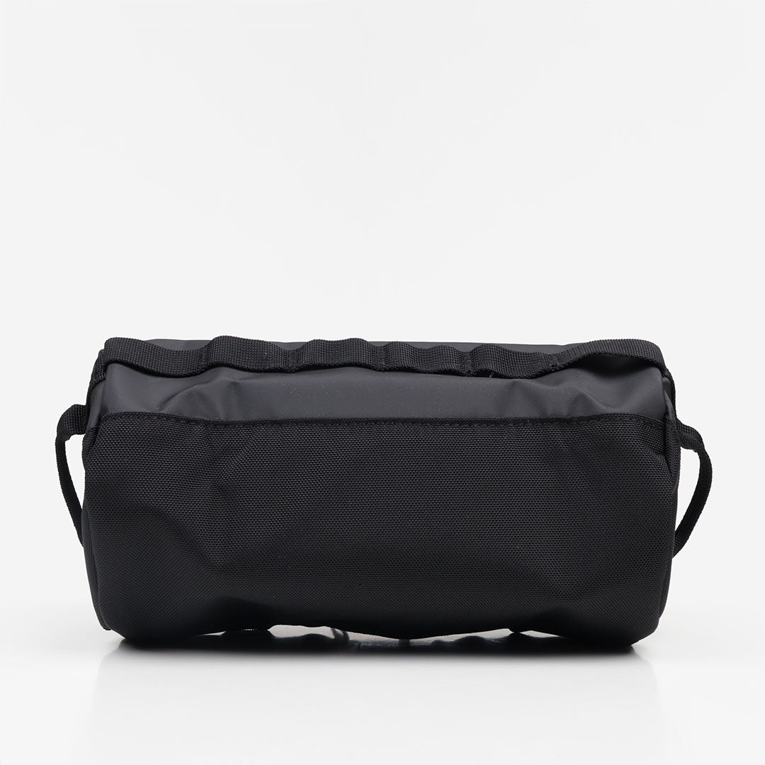 main The North Face Base Camp Travel Washbag, TNF Black TNF White NPF, Detail Shot 2