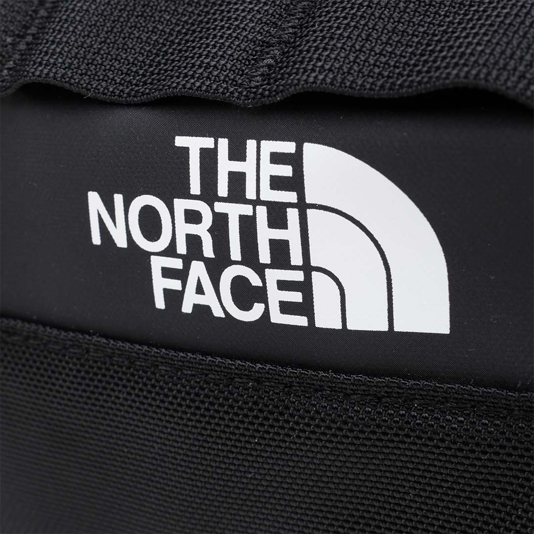 main The North Face Base Camp Travel Washbag, TNF Black TNF White NPF, Detail Shot 3