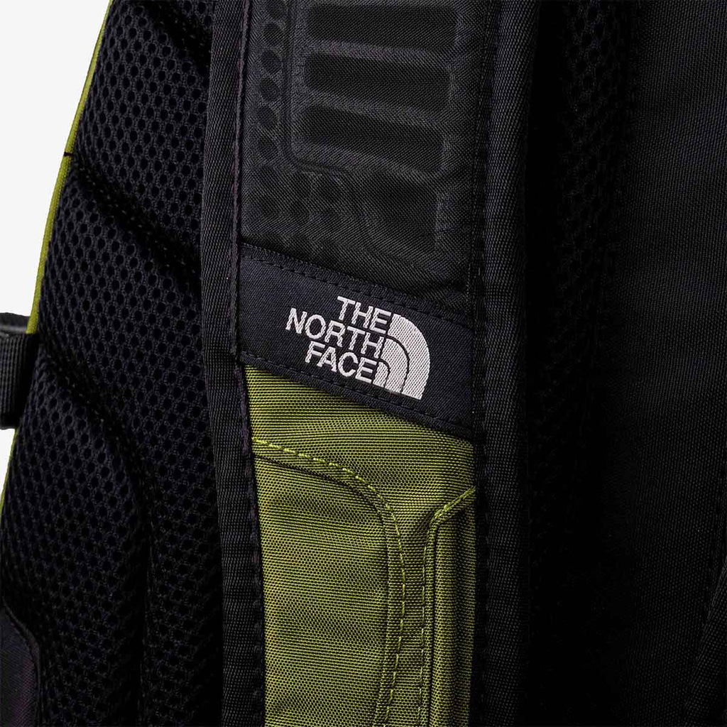 The North Face Borealis Classic Backpack, Woodland Green TNF Black, Detail Shot 5