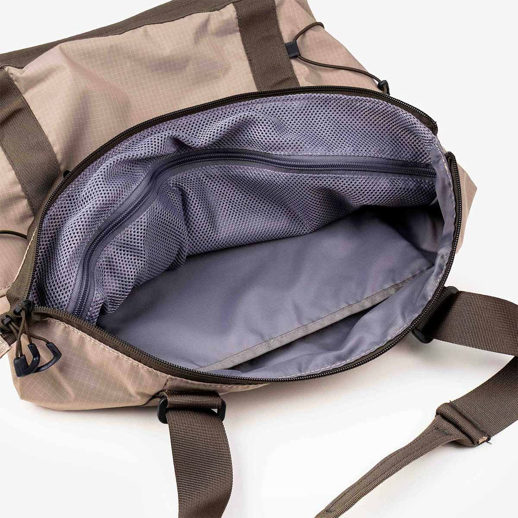 The North Face Borealis Tote Bag, Mushroom Grey, Detail Shot 5