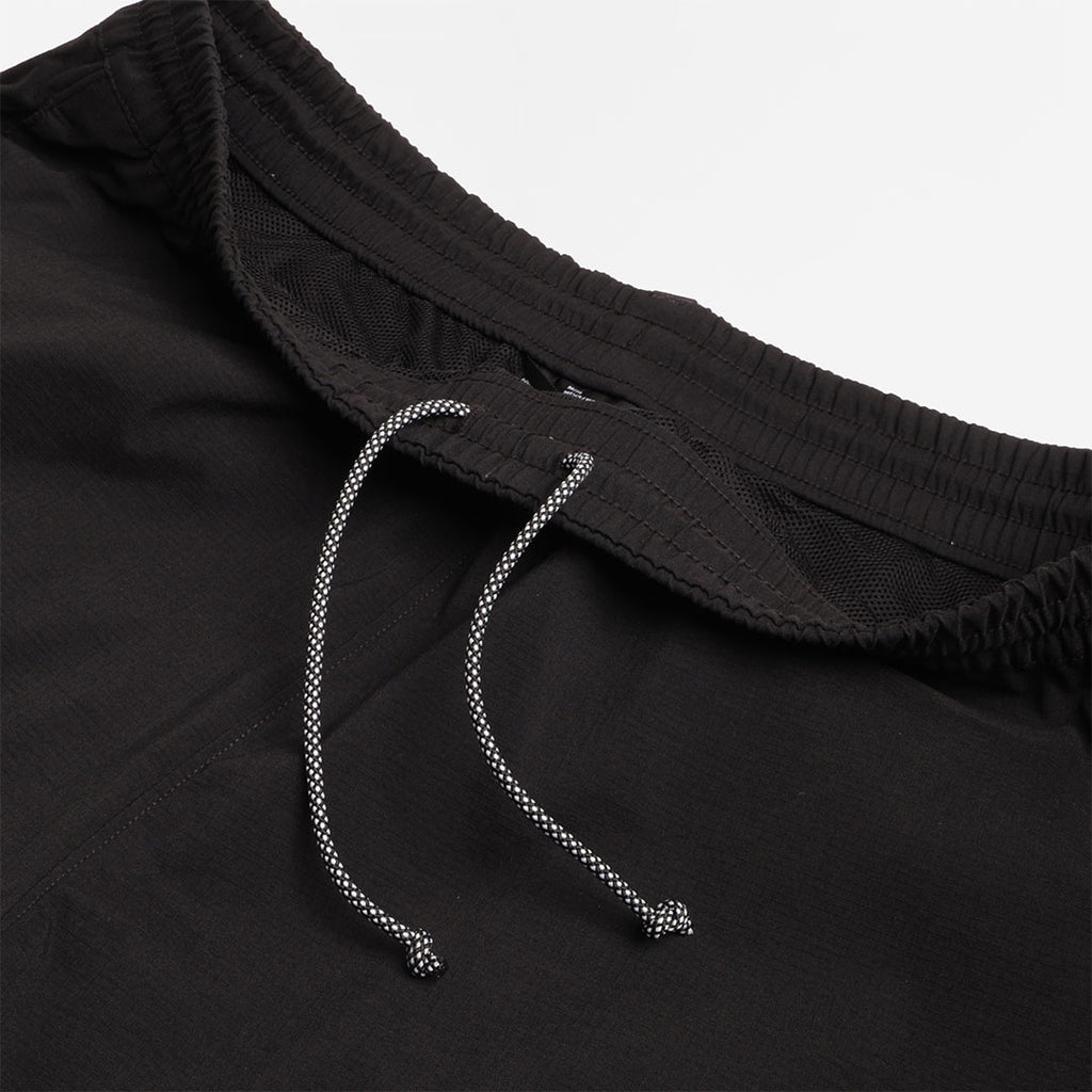 The North Face Class V Pathfinder 5" Pull-On Shorts, TNF Black, Detail Shot 3