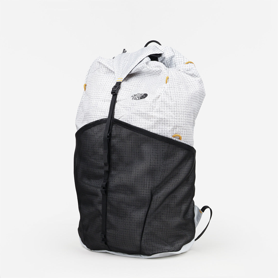 The North Face Clyffe Daypack, Pearl Stone Granite Grey, Detail Shot 1