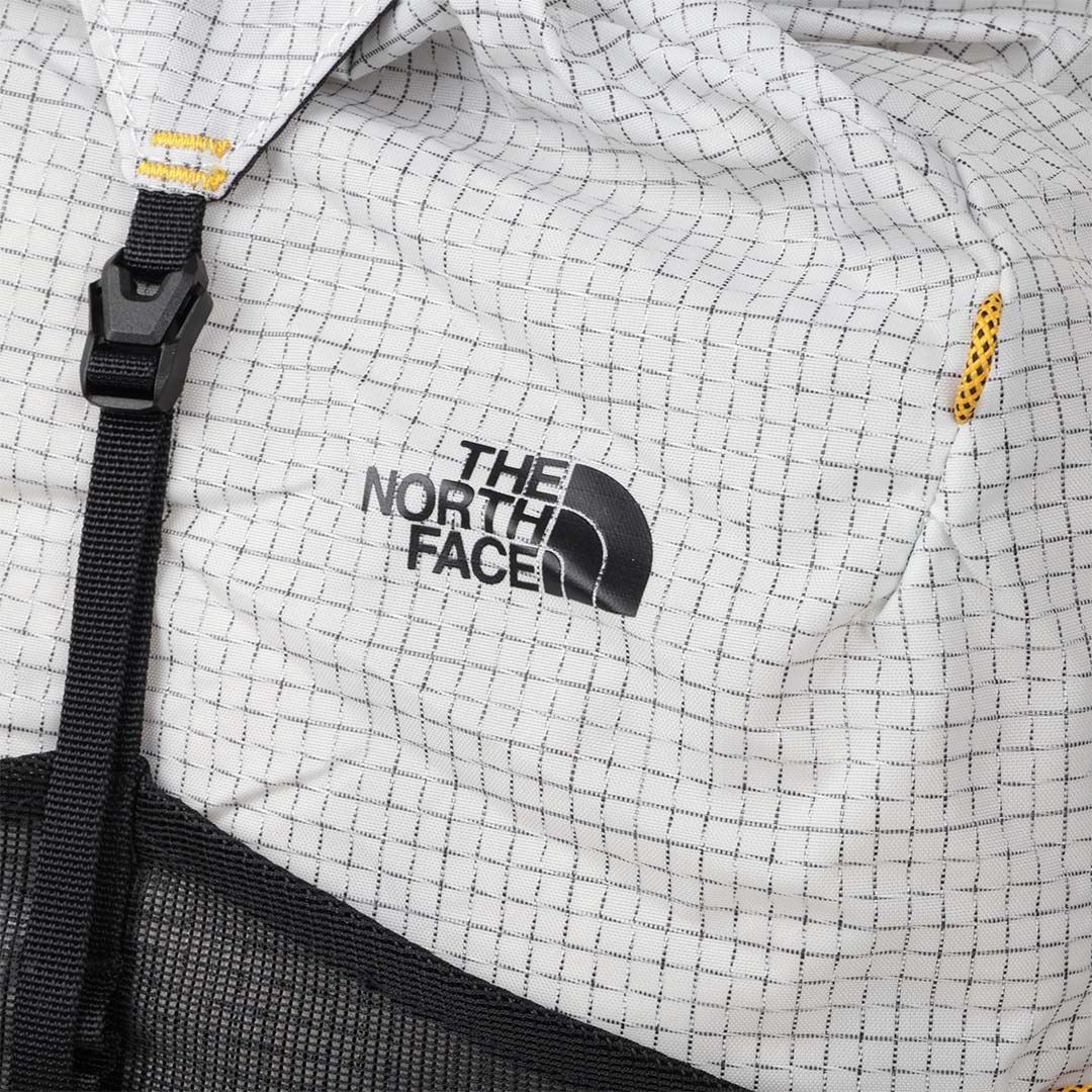 main The North Face Clyffe Daypack, Pearl Stone Granite Grey, Detail Shot 2