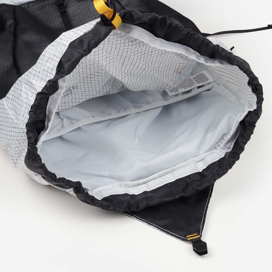 main The North Face Clyffe Daypack, Pearl Stone Granite Grey, Detail Shot 6