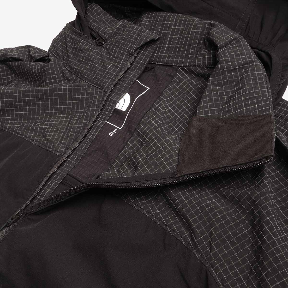 main The North Face HKE Utility Wind Jacket, TNF Black, Detail Shot 4