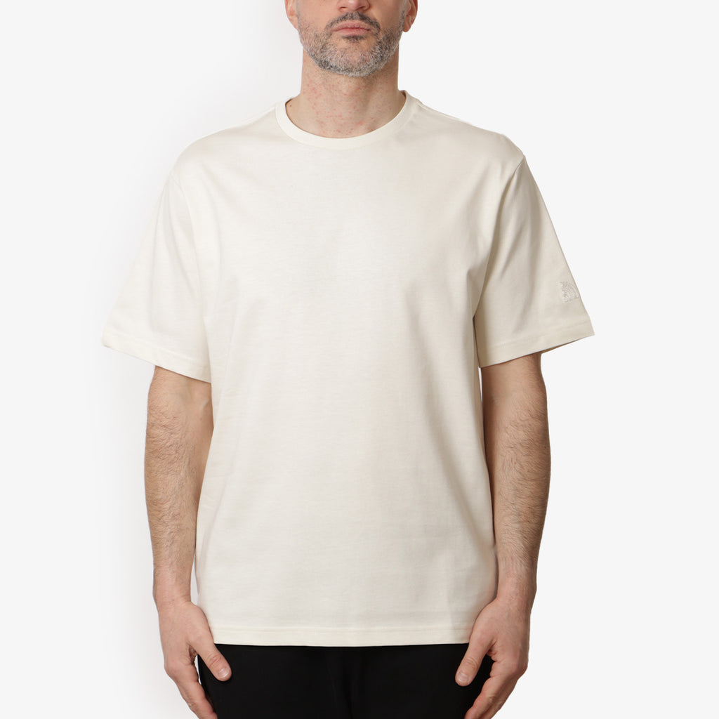 The North Face Logo RMST Relaxed T-Shirt, White Dune, Detail Shot 2