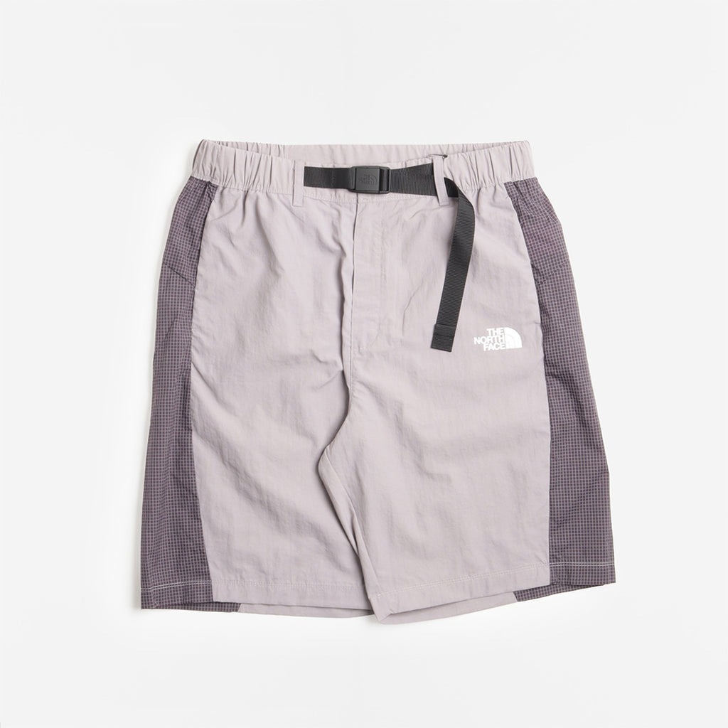 The North Face NSE Belted Shorts, Transcendent Grey Endless Dark, Detail Shot 1