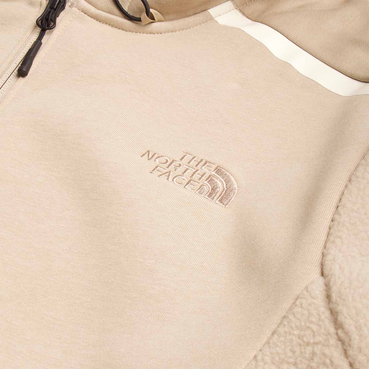 The North Face NSE Gorpcore Hoodie, Flax, Detail Shot 3