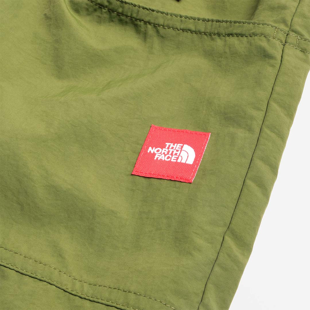 The North Face RedBox Nylon Belted Shorts, Woodland Green, Detail Shot 2