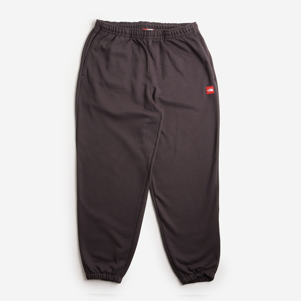 The North Face RedBox Sweatpant, Obsidian, Detail Shot 1