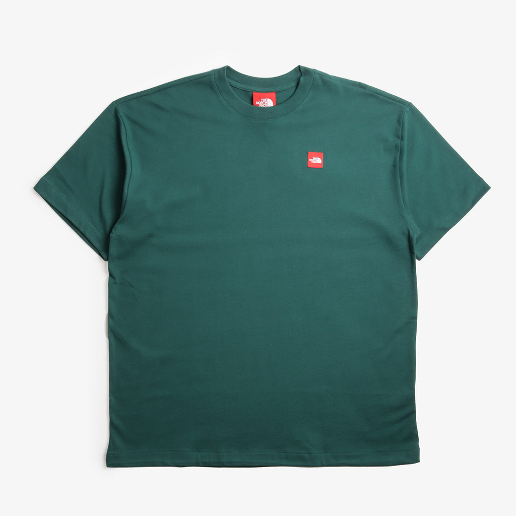 The North Face RedBox T-Shirt, Hunter Green, Detail Shot 1