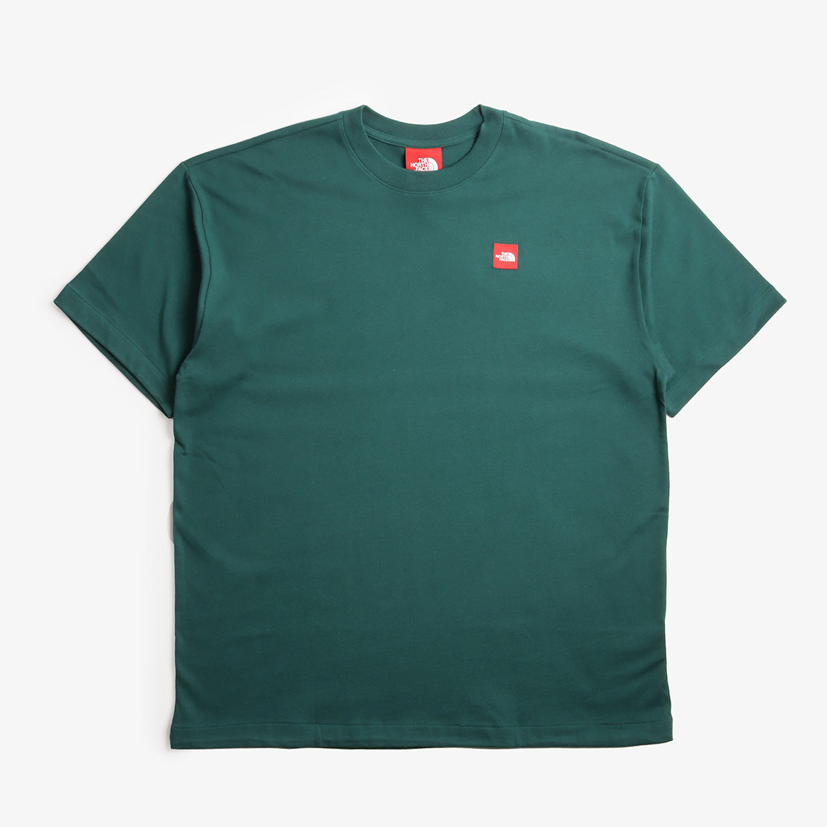The North Face RedBox T-Shirt, Hunter Green, Detail Shot 1