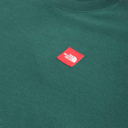 thumbnail The North Face RedBox T-Shirt, Hunter Green, Detail Shot 2