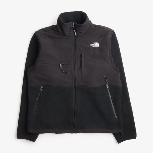 The North Face Retro Denali Jacket in Black, front view