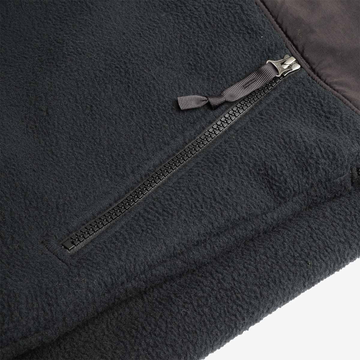 Zip chest pocket on black pile fleece, Retro Denali