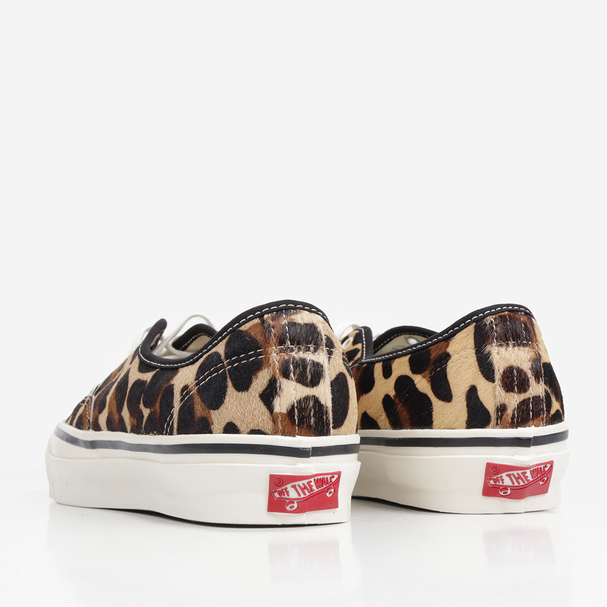 main Vans Premium Authentic 44 Shoes, Pony Hair Marshmallow Leopard, Detail Shot 3