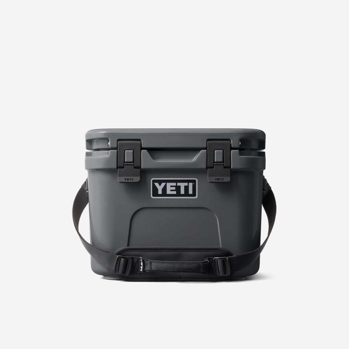 main YETI Roadie 15 Cool Box, Charcoal, Detail Shot 1