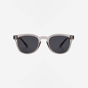 Lunettes de soleil Bate d'A. Kjaerbede - Gris transparent