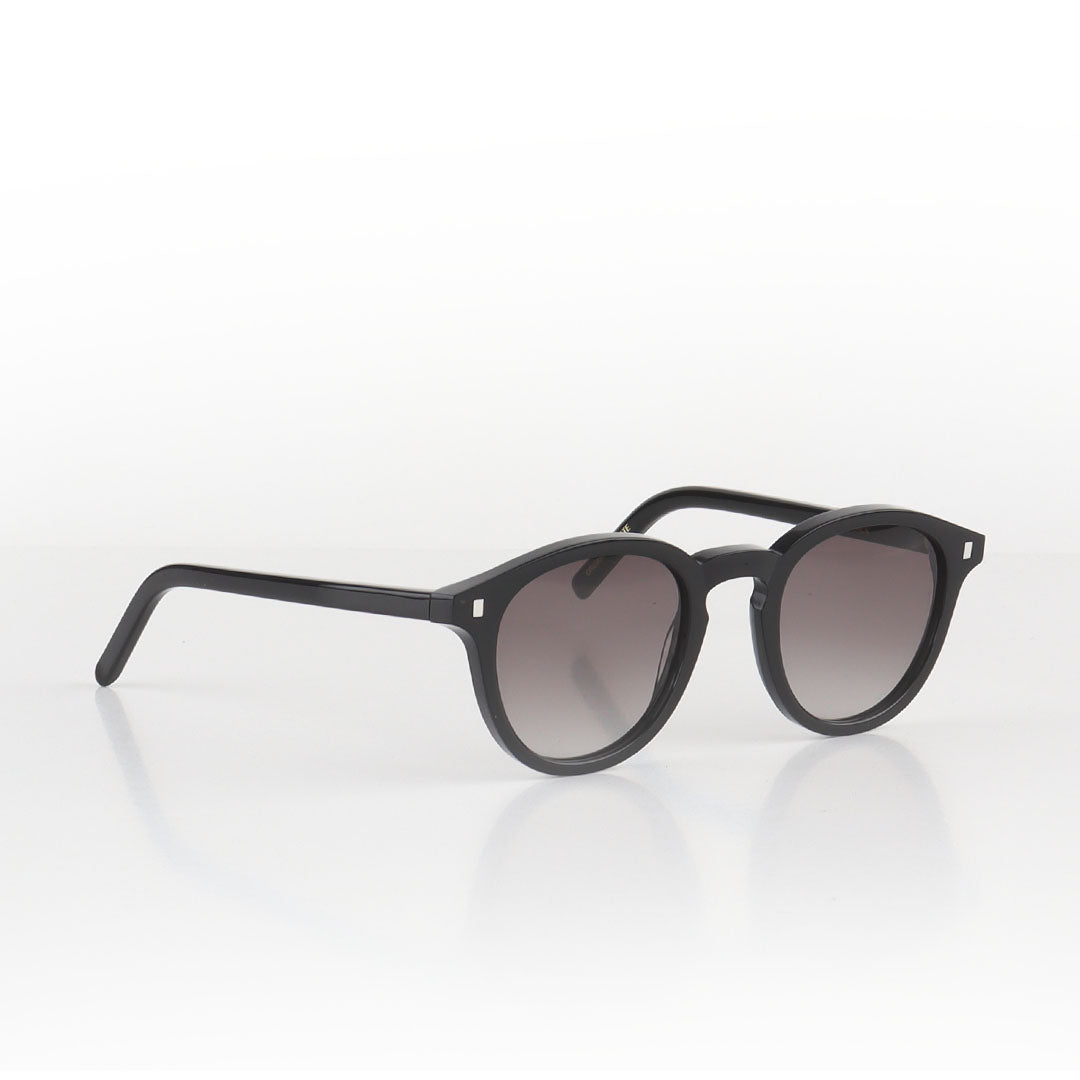 Monokel Eyewear Nelson Sunglasses, Black Grey Gradient Lens, Detail Shot 3