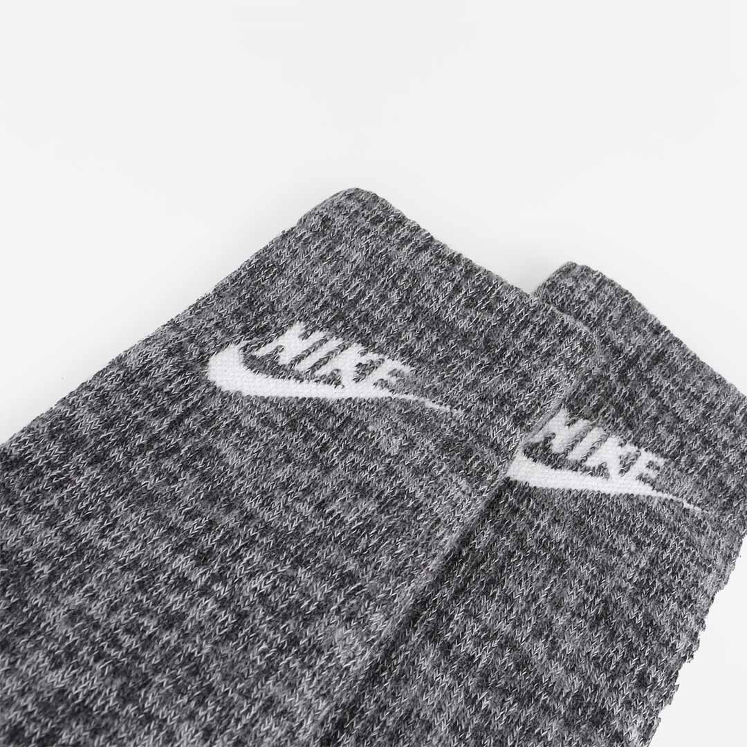 Nike Sportswear Everyday Plus Cushioned Socks 2-Pack, Black White, Detail Shot 3