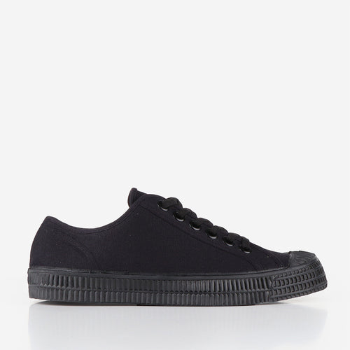 Novesta Star Master Shoes, All Black, Detail Shot 1