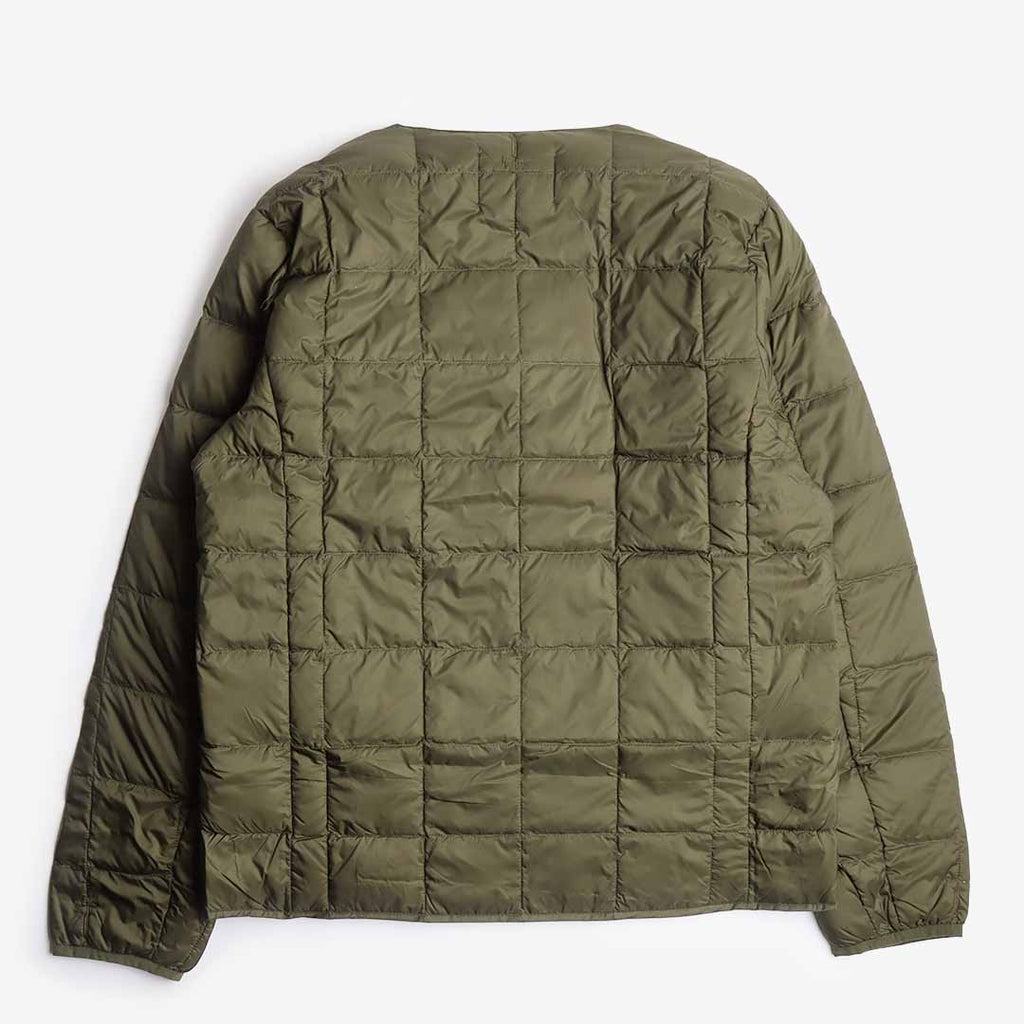 Taion Crew Neck Button Down Jacket, Dark Olive, Detail Shot 2