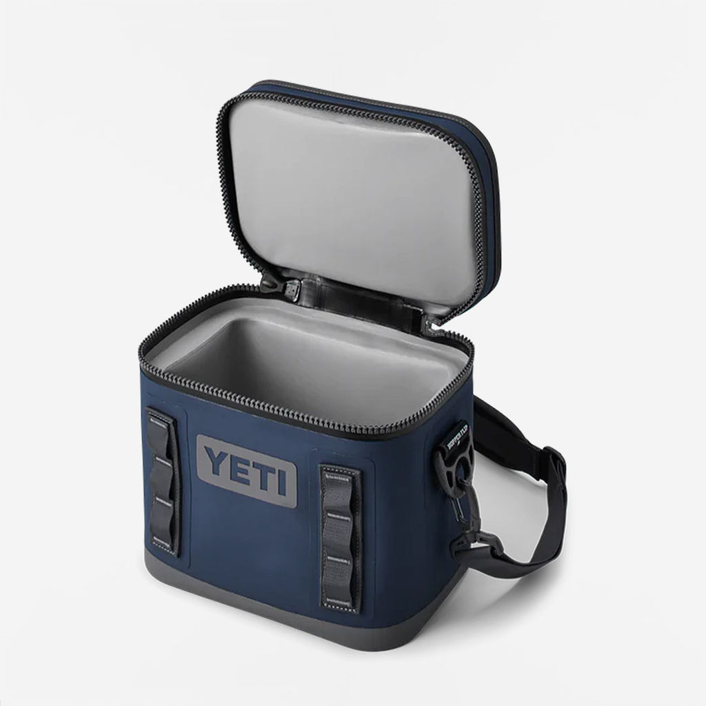 YETI Hopper Flip 8 Soft Cooler, Navy, Detail Shot 3
