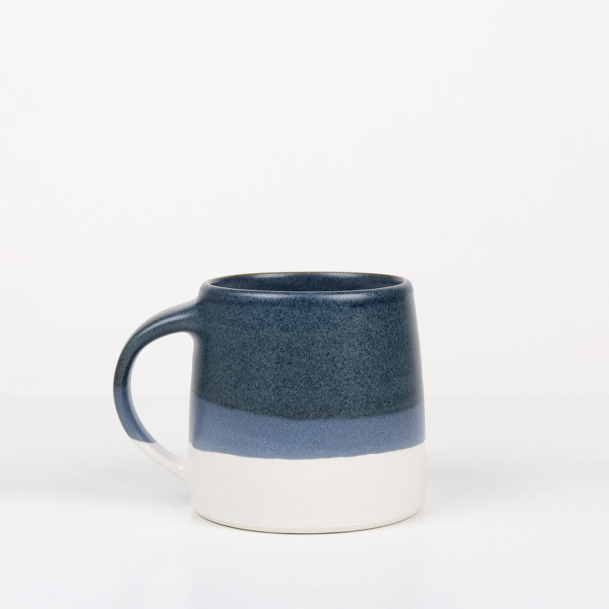 Kinto SCS 320ml Mug, Navy x White, Detail Shot 1
