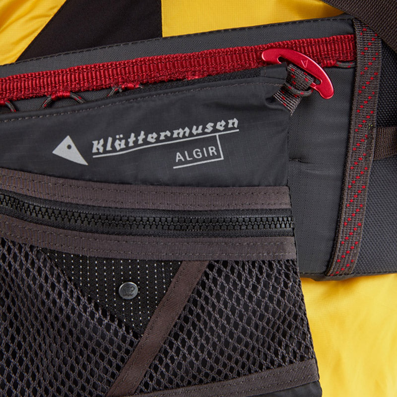 Klattermusen Algir Small Accessory Bag, Raven, Detail Shot 4